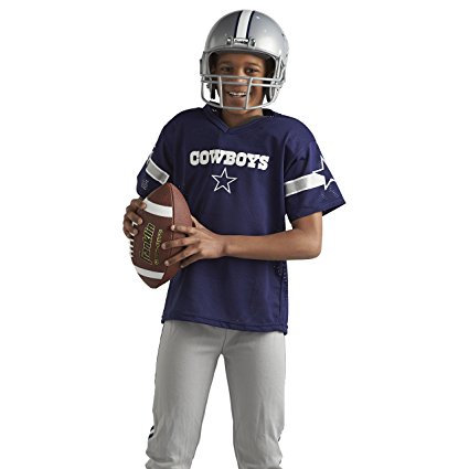 When I grow up, I want to be... a football player! www.kidslovedressup.com