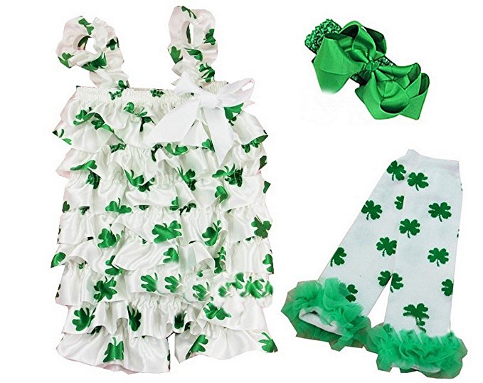 Dress up your baby in Shamrock and Green for her 1st St. Patrick's Day celebration. Super cute, no?