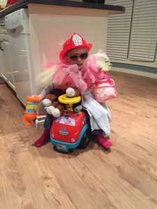 11 Reasons Why Your Kids Don't Want To Play Dress Up - And How You Can Change This!